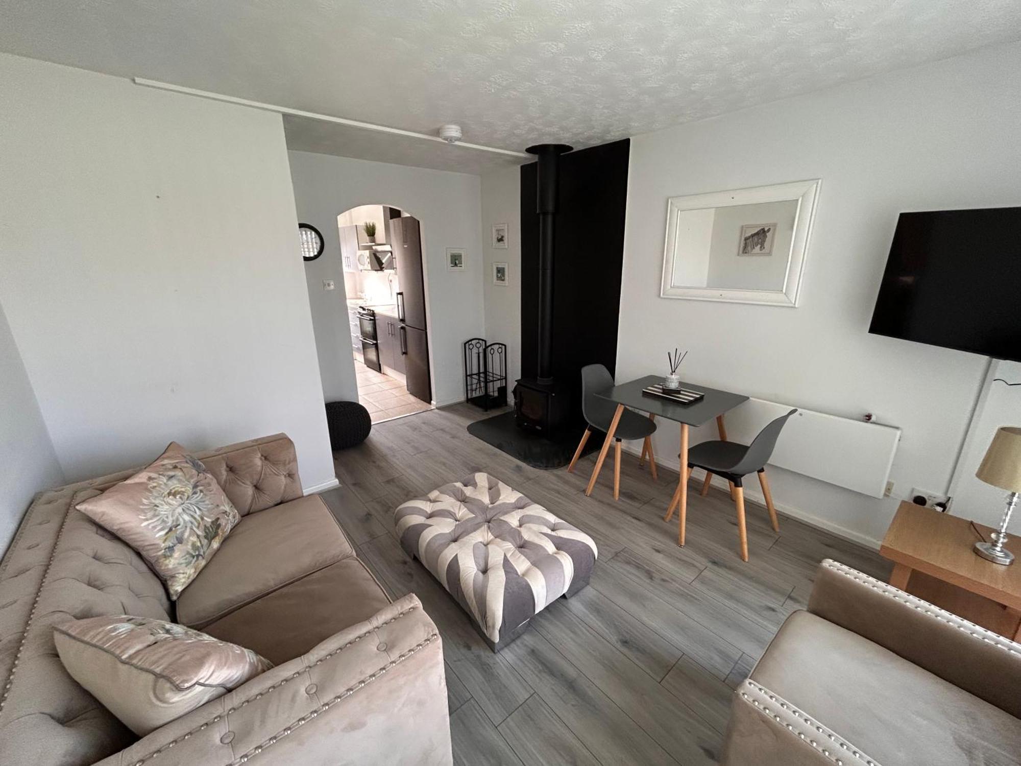Dog Friendly Beachside Cottage No11 Kessingland With Private Parking Экстерьер фото